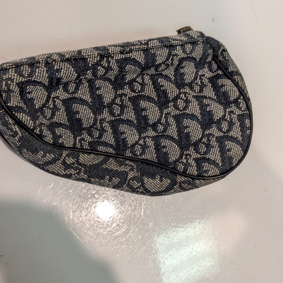 Dior Monogram Canvas Pouch - Picture 2 of 8